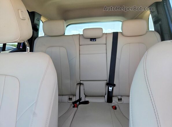 W1N4M4GB2NW178395 2022 MERCEDES-BENZ GLB-CLASS Blue Rear interior view
