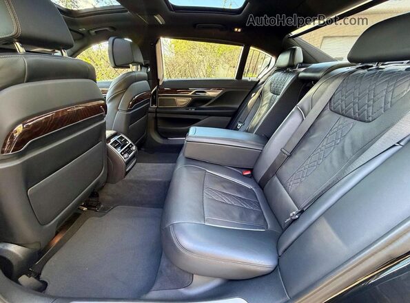 WBA7T4C03NCK23662 2022 BMW 7 SERIES Black VIN კოდის სტიკერის ხედი