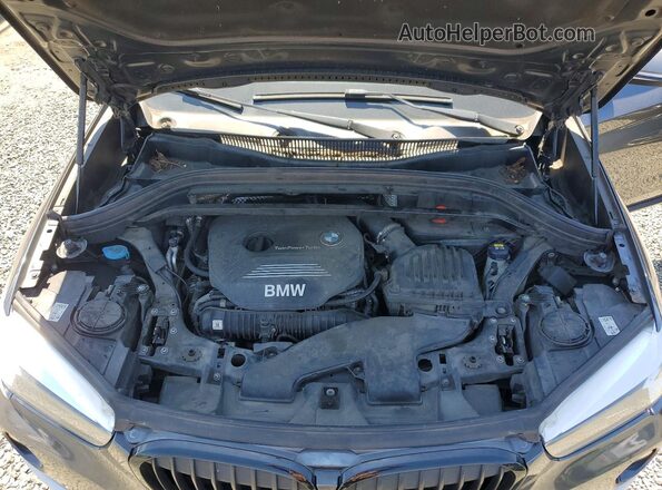 WBXHT3C31G5F64616 2016 BMW X1 Gray VIN կոդի պիտակի տեսք