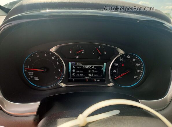 1GNEVHKW5JJ274725 2018 CHEVROLET TRAVERSE White უკანა სავარძლების ხედი