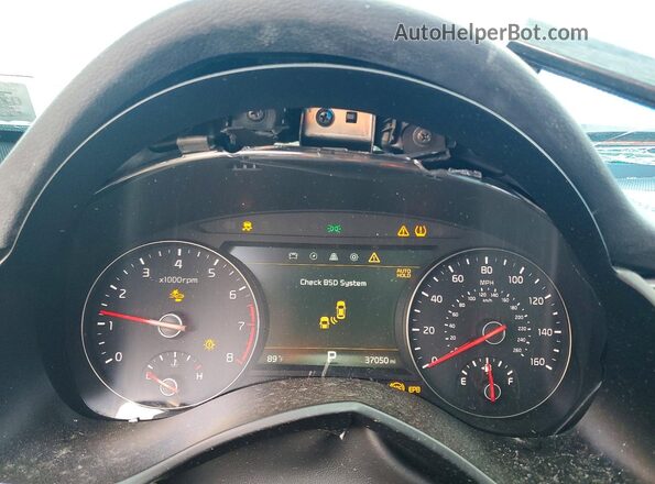 KNALC4J13J5097215 2018 KIA CADENZA Blue Вид задніх сидінь