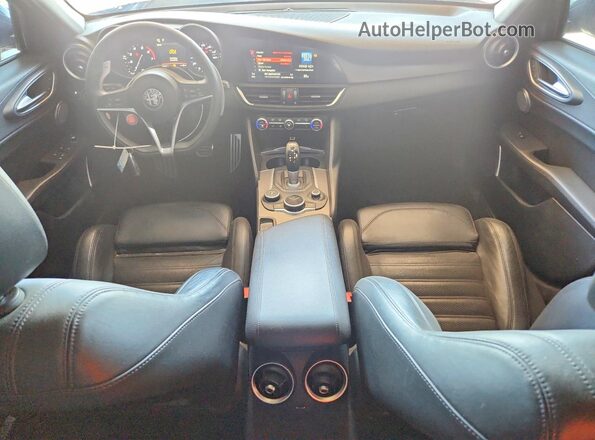 ZARFAECN8J7595755 2018 ALFA ROMEO GIULIA Red ხელსაწყოთა პანელის ხედი