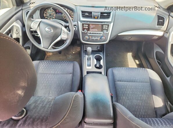 1N4AL3AP3HN364135 2017 NISSAN ALTIMA Gray Widok zestawu wskaźników