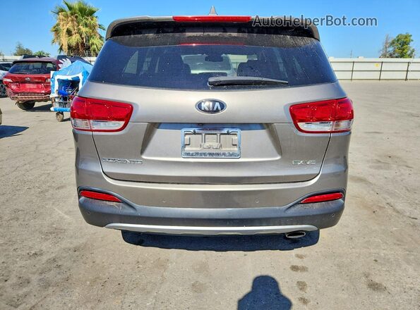 5XYPH4A59HG313997 2017 KIA SORENTO Tan Front interior view