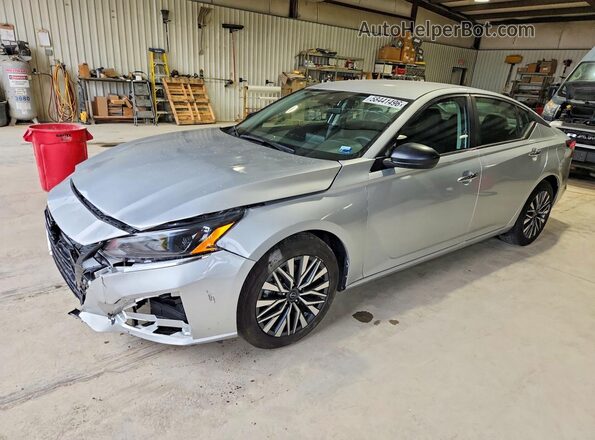 1N4BL4DV3SN366155 2025 NISSAN ALTIMA Серебряный Задняя левая четверть