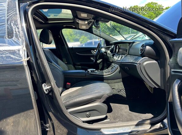 WDDZF4KB5KA511475 2019 MERCEDES-BENZ E Черный Вид сзади