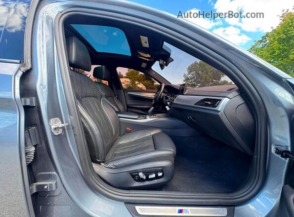 WBAJE7C50JG891256 2018 BMW 5 SERIES Charcoal Vista trasera