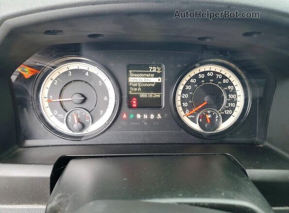 1C6RR6FT7KS540641 2019 RAM 1500 White Հետևի նստատեղերի տեսք