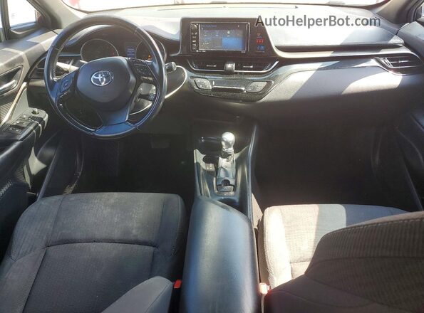NMTKHMBX6JR002626 2018 TOYOTA C-HR Red Սարքավորումների վահանակի տեսք