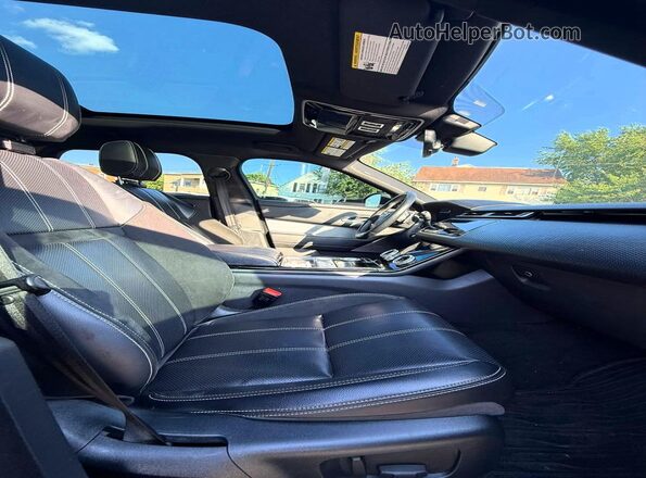 SALYL2EX2KA783629 2019 LAND ROVER RANGE Black Rear interior view