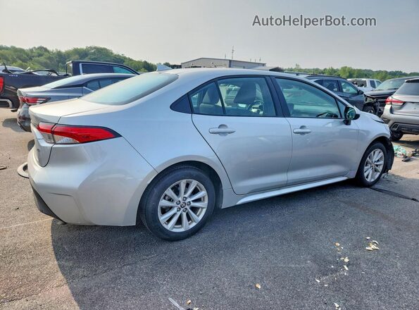 5YFB4MDE7TP406703 2026 TOYOTA COROLLA Silver Przód prawy