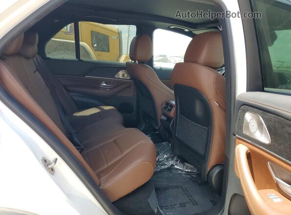 4JGFB4FBXRB040040 2024 MERCEDES-BENZ GLE White Rear interior view