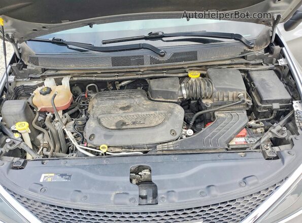 2C4RC1DG2MR538335 2021 CHRYSLER OTHER Silver Vista de la etiqueta del VIN