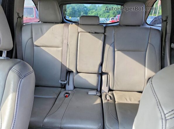 5TDJZRFH5JS491997 2018 TOYOTA HIGHLANDER Blue Սալոնի հետևի տեսք