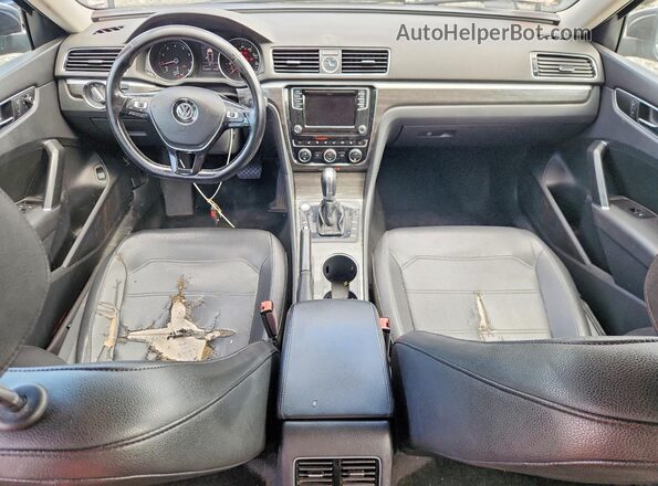 1VWBT7A3XHC011984 2017 VOLKSWAGEN PASSAT Gray Вид щитка приладів
