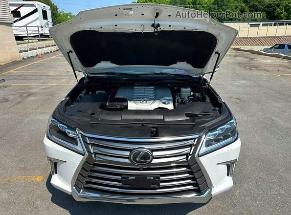 JTJHY7AX3K4292851 2019 LEXUS LX570 Белый Вид задних сидений