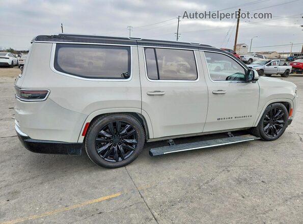 1C4SJVGJ4NS169127 2022 JEEP GRAND Бежевый Передняя правая четверть