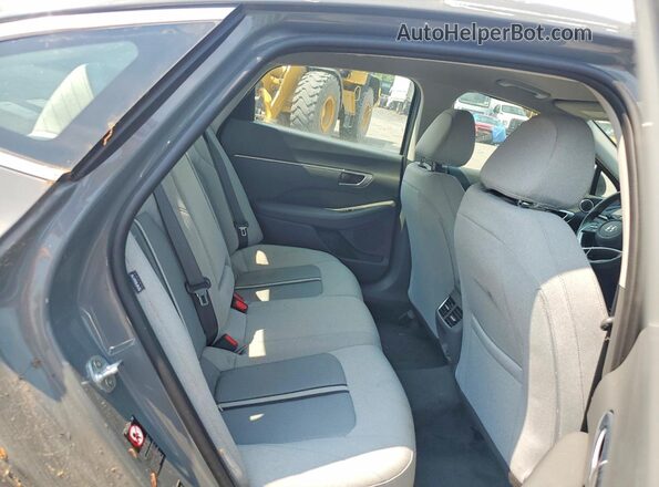 5NPEF4JA7LH060979 2020 HYUNDAI SONATA Gray Widok wnętrza z tyłu