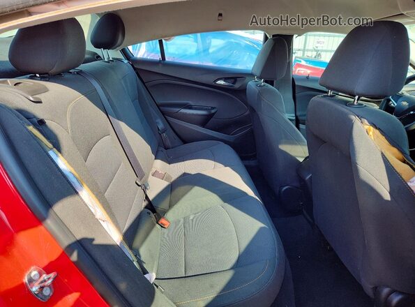 1G1BC5SM4J7162485 2018 CHEVROLET CRUZE Red Rear interior view