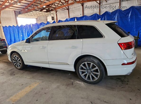 WA1LAAF76JD027261 2018 AUDI Q7 White Rear left