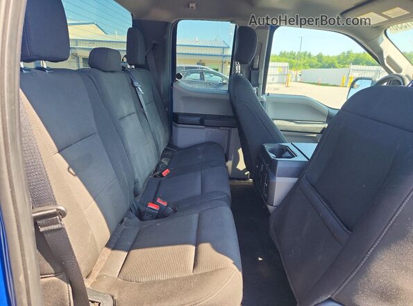 1FTEX1EP8JFA77548 2018 FORD F150 Blue Вид задньої частини салону