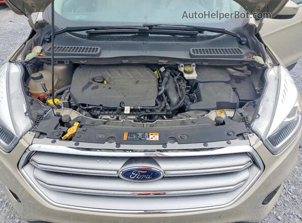 1FMCU9GD2HUA57542 2017 FORD ESCAPE Beige Vista del compartimento del motor