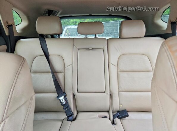 KM8J3CA22GU041905 2016 HYUNDAI TUCSON Brown Rear interior view