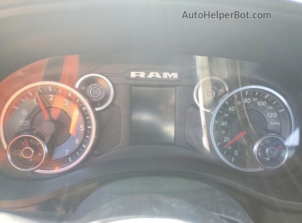 1C6RREBTXNN201682 2022 RAM 1500 Gray Вид задніх сидінь