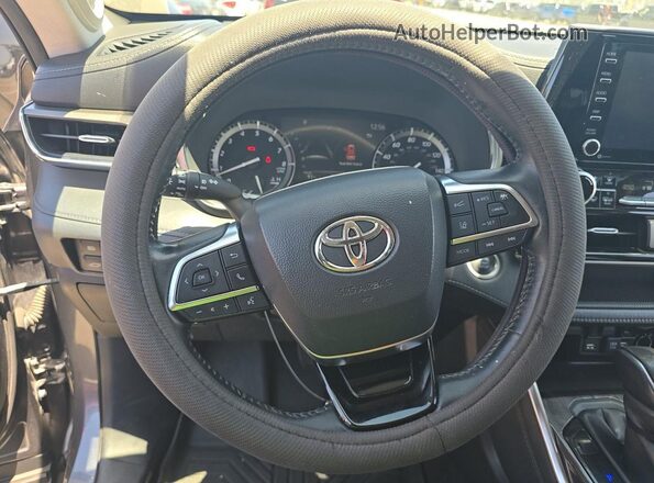 5TDDZRBH1LS018507 2020 TOYOTA HIGHLANDER Gray Rear seats view
