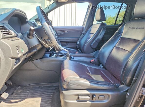 5FPYK3F80JB000473 2018 HONDA RIDGELINE Черный Вид панели приборов