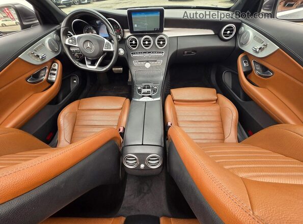 WDDWK4JB8HF422656 2017 MERCEDES-BENZ C Gray Հետևի նստատեղերի տեսք