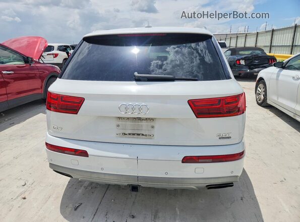 WA1LAAF76HD004993 2017 AUDI Q7 White Вид салону спереду