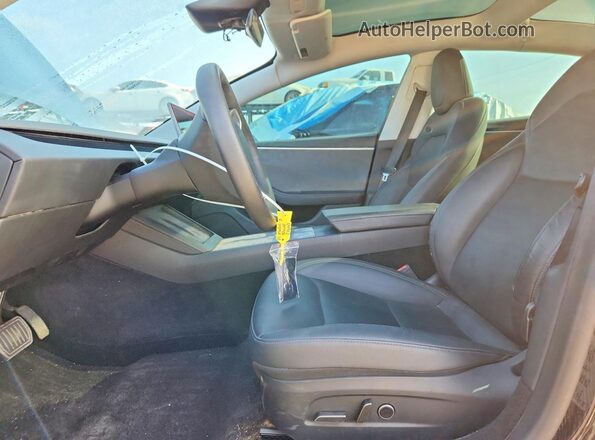 5YJ3E1EA3SF980608 2025 TESLA MODEL Black Dashboard view