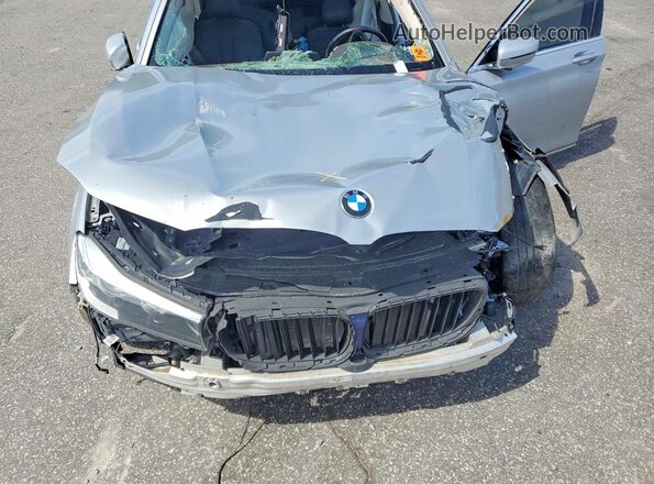WBA7E4C50KGV28515 2019 BMW 7 SERIES Silver Вид підкапотного простору