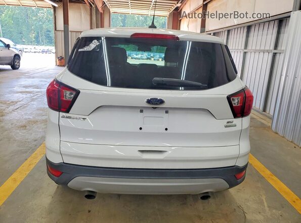 1FMCU0GD8KUA88569 2019 FORD ESCAPE White წინა სალონის ხედი