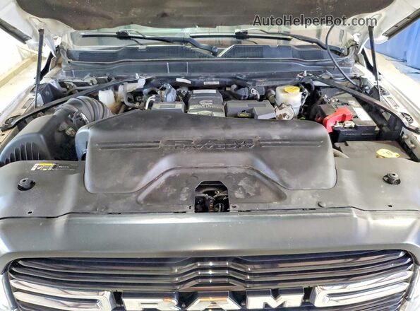 3C6UR5JL2LG156030 2020 RAM 2500 White Engine compartment view