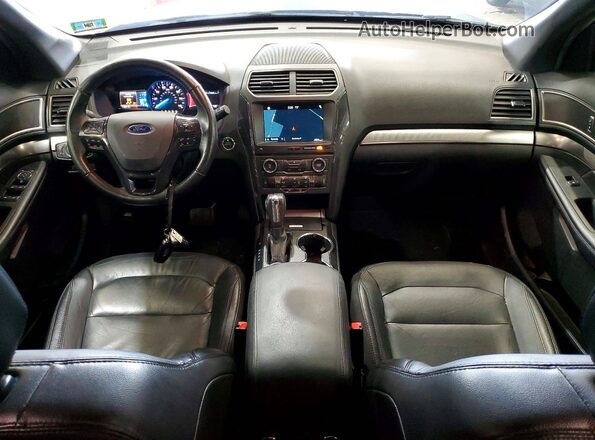 1FM5K8DH3JGB24878 2018 FORD EXPLORER Gray Widok zestawu wskaźników