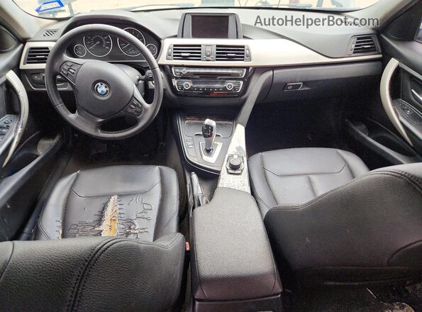 WBA8E1G58HNU13050 2017 BMW 3 SERIES Black Widok zestawu wskaźników