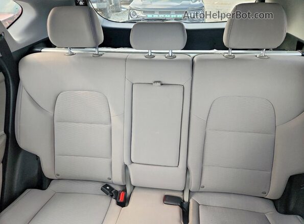 KM8J33A49KU010628 2019 HYUNDAI TUCSON Белый Вид задней части салона