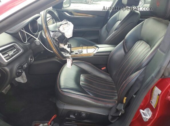 ZAM57RTL0H1196406 2017 MASERATI GHIBLI Red Vista del salpicadero