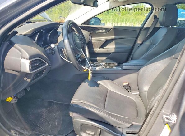 SAJAJ4BV1HA950487 2017 JAGUAR XF Серый Вид панели приборов
