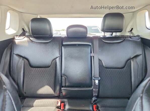 3C4NJCBB4LT162594 2020 JEEP COMPASS White Вид задніх сидінь