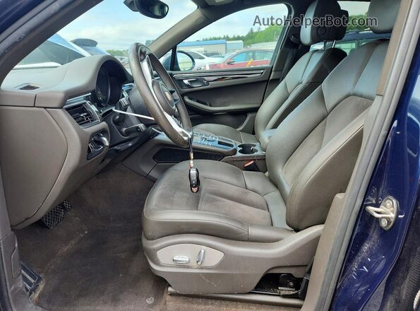 WP1AA2A55HLB00773 2017 PORSCHE MACAN Blue Widok deski rozdzielczej