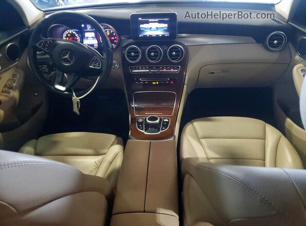 WDC0G4JB0HF140555 2017 MERCEDES-BENZ GLC-CLASS Gray Widok zestawu wskaźników