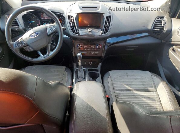 1FMCU9GDXJUB10770 2018 FORD ESCAPE Black Vista del salpicadero