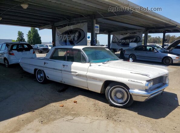 362P47952 1961 PONTIAC CATALINA Белый Передняя правая четверть