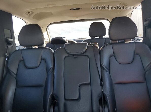YV4A22PK9G1060152 2016 VOLVO XC90 Silver უკანა სალონის ხედი