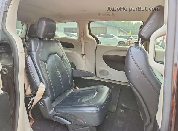 2C4RC1BG3JR126407 2018 CHRYSLER PACIFICA Purple Вид підкапотного простору