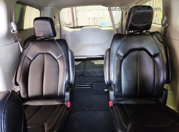 2C4RC1BG2RR149429 2024 CHRYSLER PACIFICA Черный Вид задней части салона