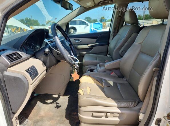 5FNRL5H69GB066126 2016 HONDA ODYSSEY White Dashboard view